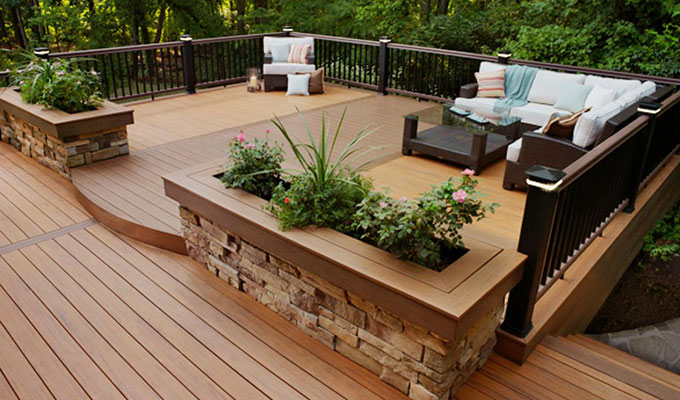 Unbelivelable backyard deck in Nashville