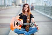Songwriter Session: Kim McLean