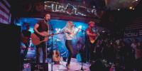 Tin Roof Demonbreun Hill Friday nights at Tin Roof Demonbreun are a choose-your-own-adventure of Two Bits singalongs, Green Room DJs, and OG Stage bangers. Whether you roll in for day-drinks or late-night chaos, we’ve got a lineup that won’t quit.