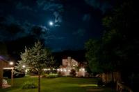 Moonshine Hill Inn