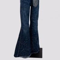 Family Program: Design Your Own Bell Bottoms 