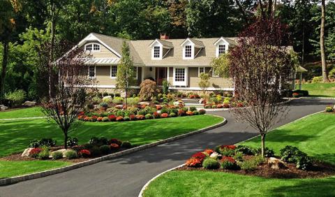 Well Landscaped Nashville Lawn