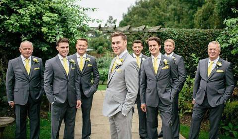 Groom and his groomsmen at an outdoor wedding in Nashville